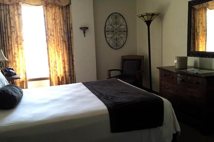 Room 28 of 54