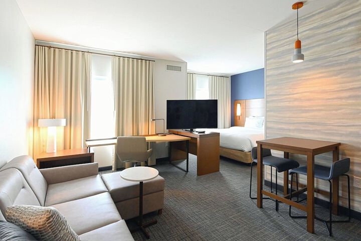 Room 14 of 17