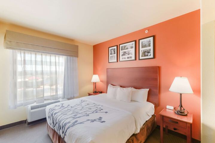 Room 30 of 53
