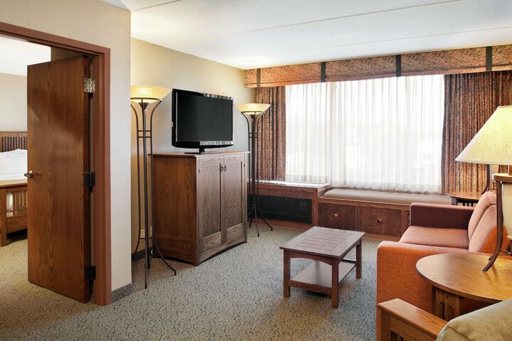 Room 18 of 27