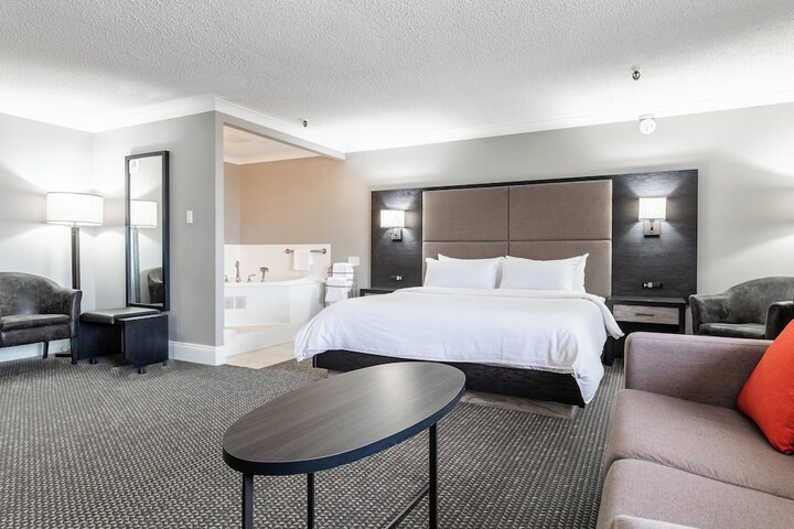 Room 82 of 205