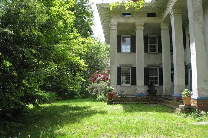 Higganum House B & B