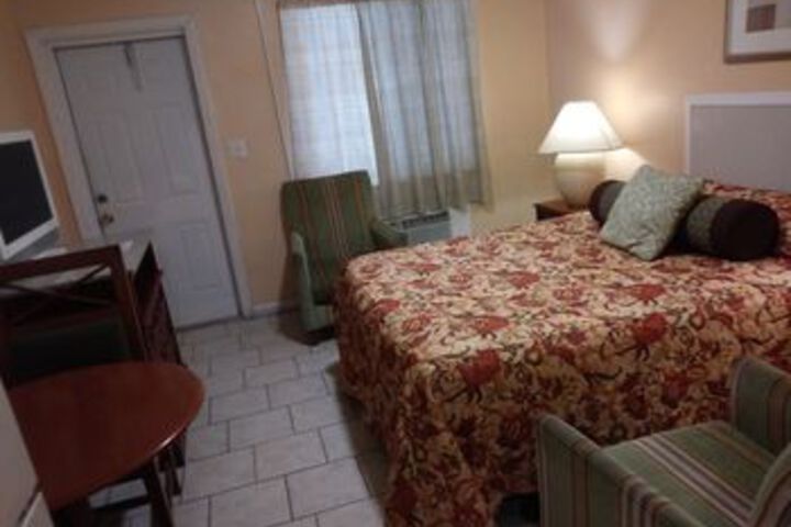 Siesta Motel