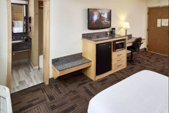 Room 20 of 48