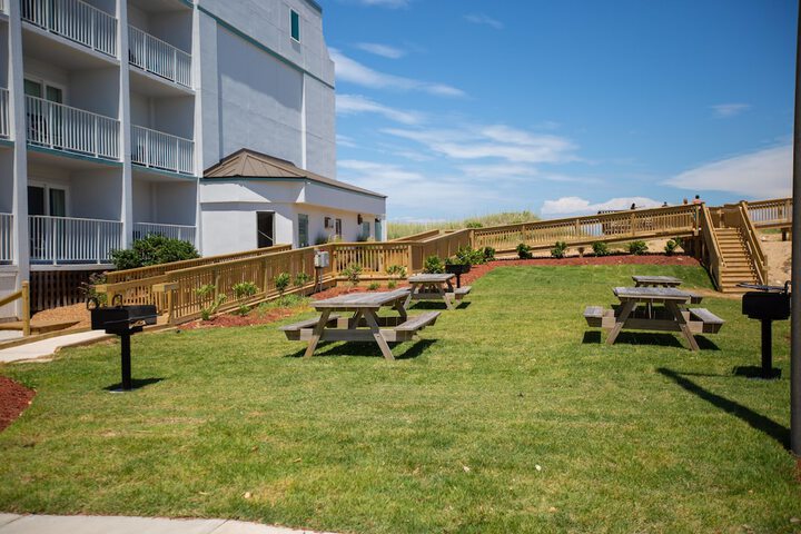 Hotel 4 of 105