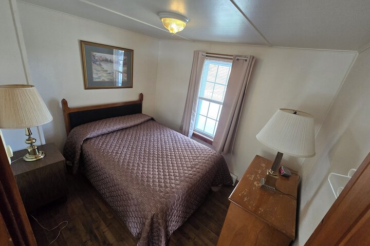 Lake View Motel