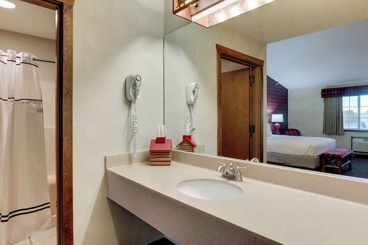 Stoney Creek Hotel St. Joseph