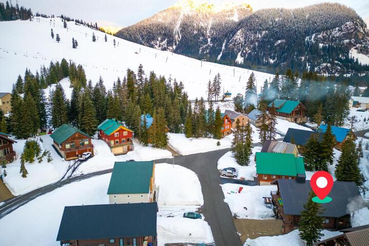 Luxury Family Cabin at Summit West