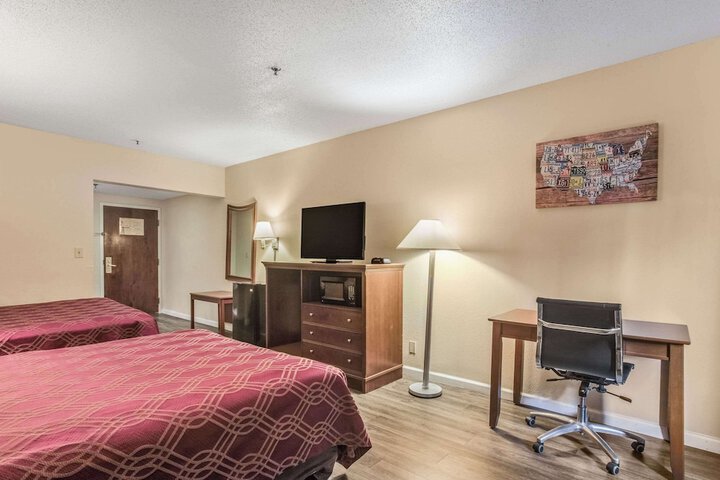 Room 22 of 43