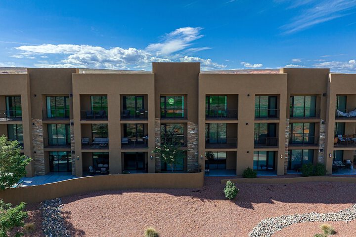 Vacation Rentals at Sand Hollow Resort