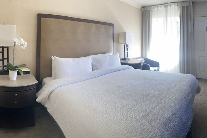 14 West Hotel