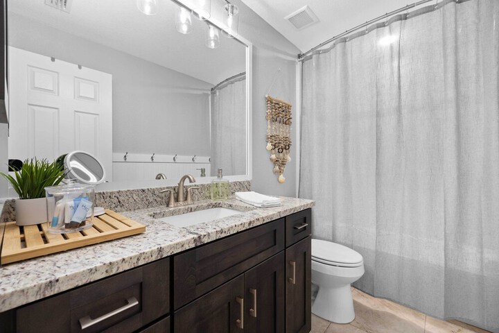 Englewood Vacation Rental w / Private Heated Pool!