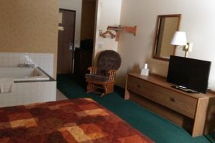 McQuoids Inn & Event Center