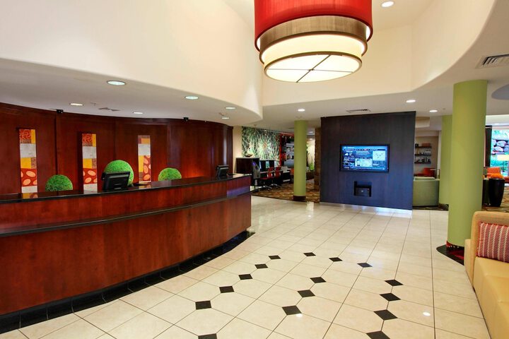 Hotel Interior 7 of 23