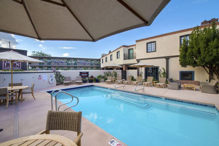 Pool 9 of 45