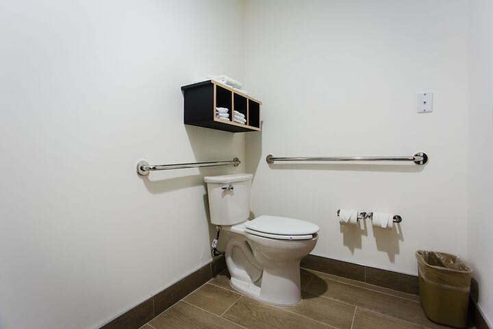 Room 45 of 69