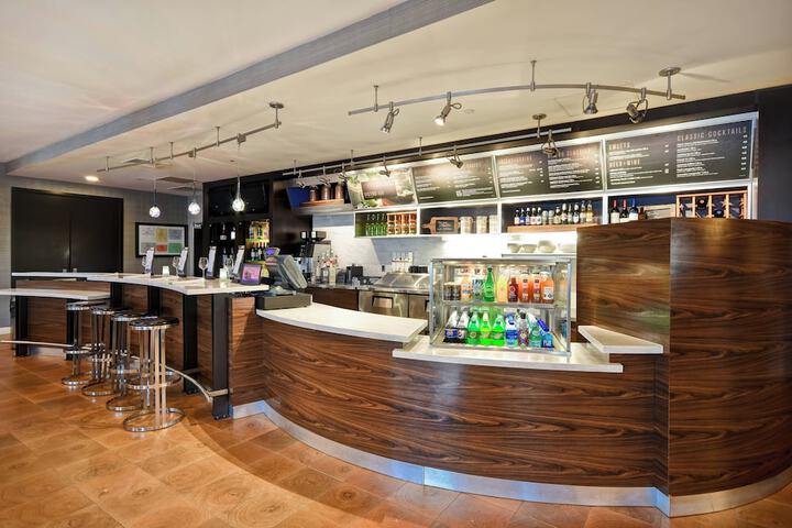 Courtyard by Marriott Cape Cod Hyannis