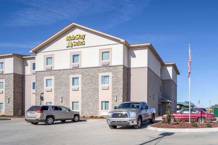 Hotel 5 of 66