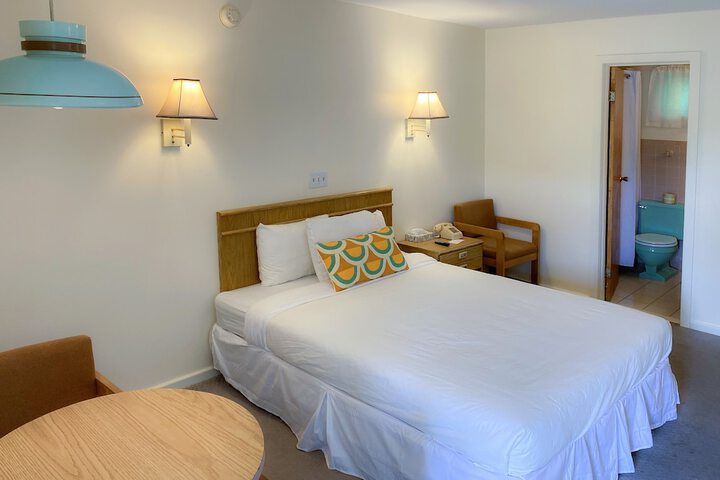 Room 21 of 43