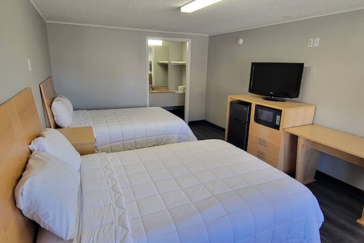 Room 12 of 13