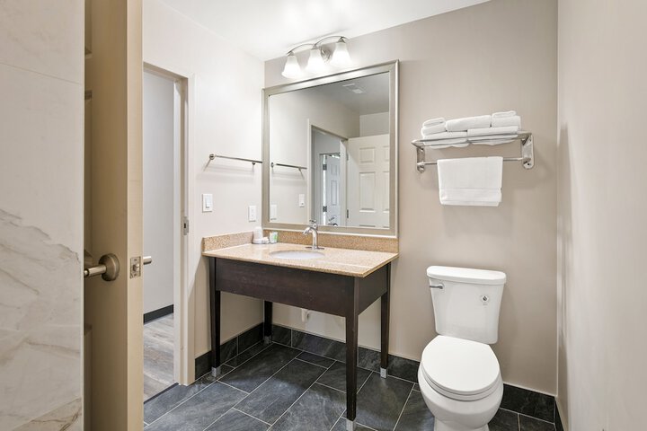 Room 21 of 53
