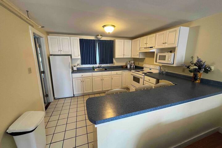 Beau Rivage Motel