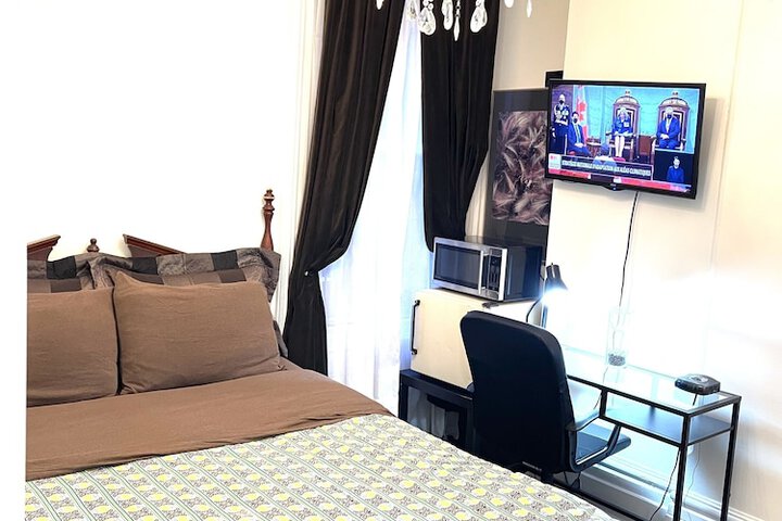 Room 35 of 75