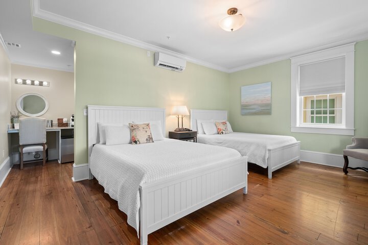 Room 14 of 87