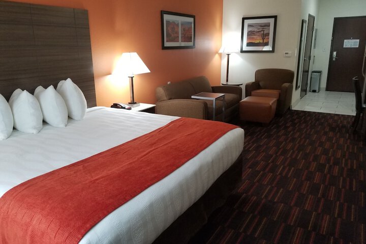 Home Away Suites