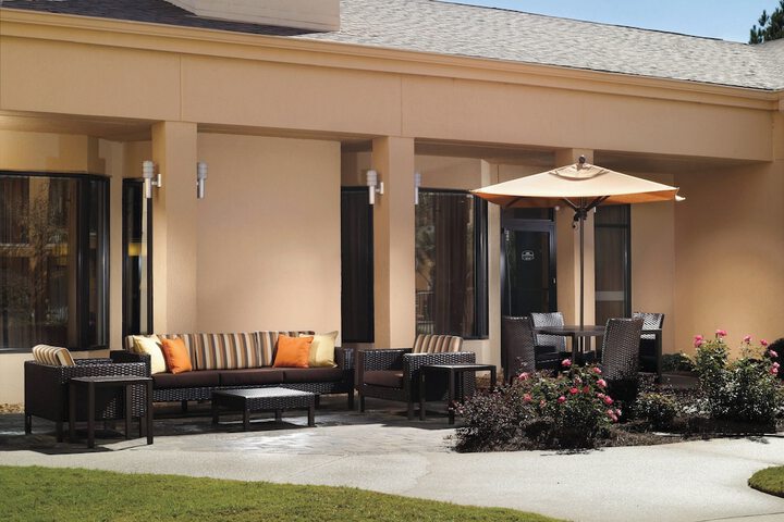 Terrace/Patio 25 of 27