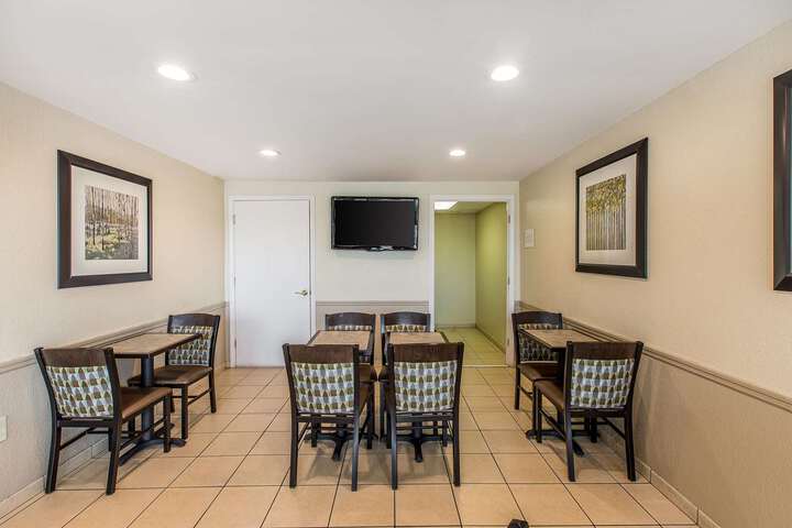 Quality Inn & Suites Easley - Greenville