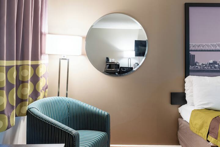 Super 8 by Wyndham Gananoque / Country Squire Resort