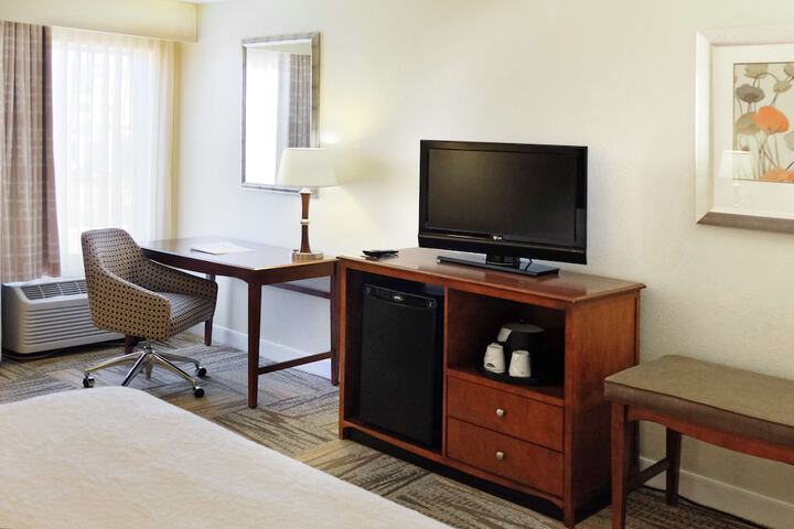 Room 9 of 46