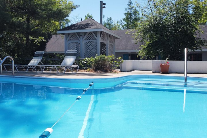 Pool 4 of 36