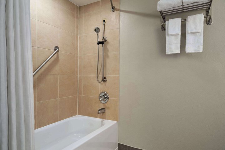 Room 15 of 20