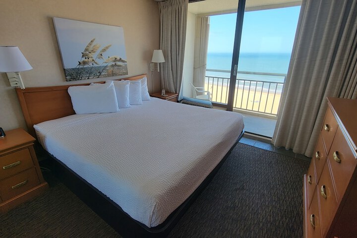 Room 20 of 49