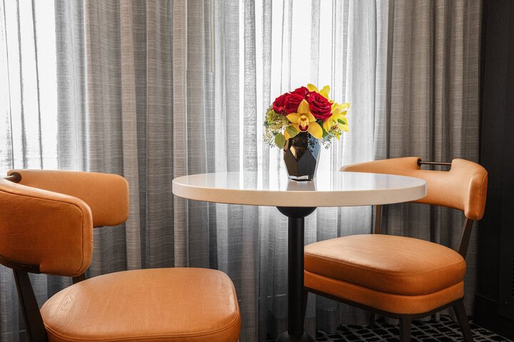 Room 32 of 64