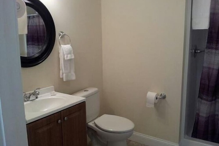 Room 38 of 65
