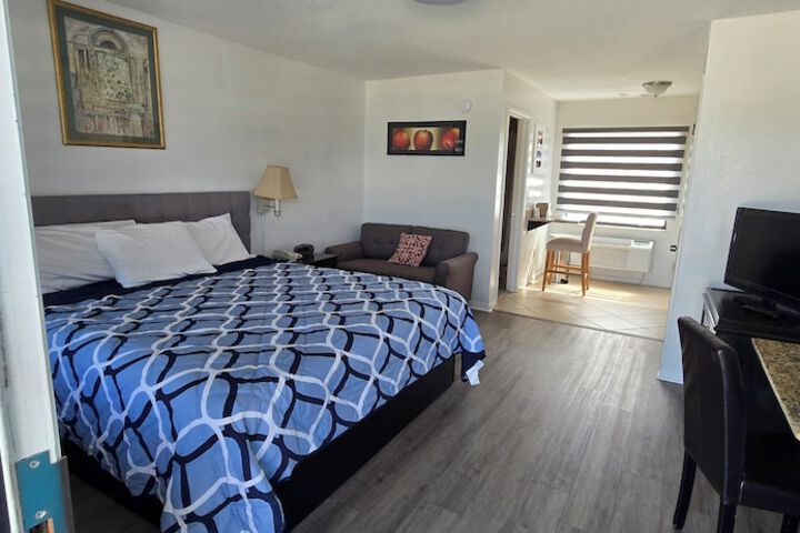 Merida Inn and Suites