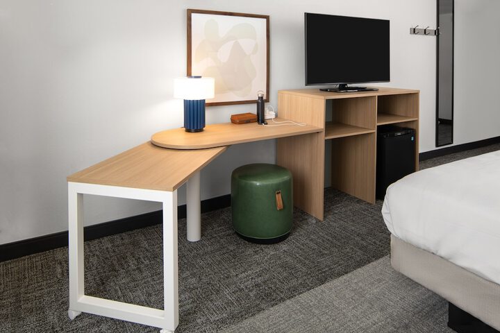 Room 12 of 36