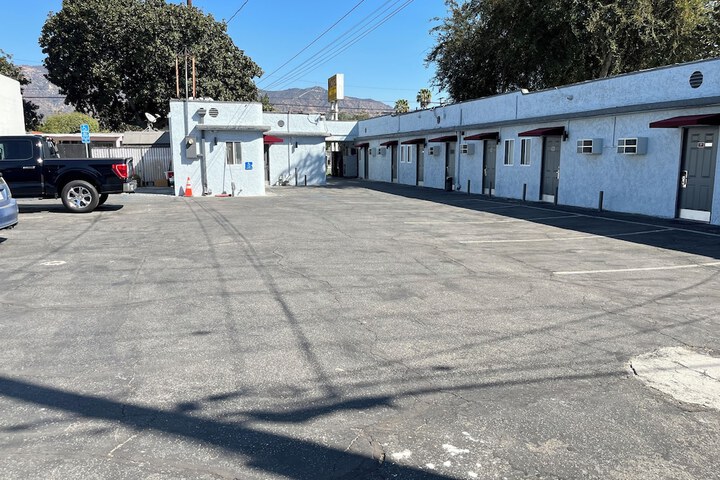 Griffith Park Motel - LA Hollywood Area