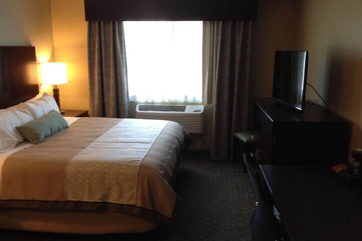 Room 30 of 41