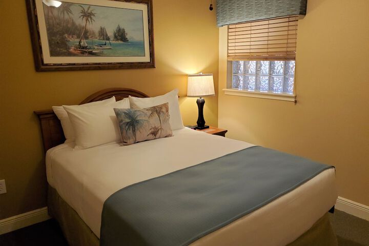 Room 30 of 72