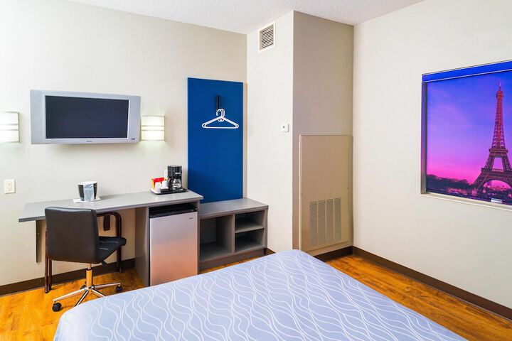 Studio Z an Ascend Collection Hotel