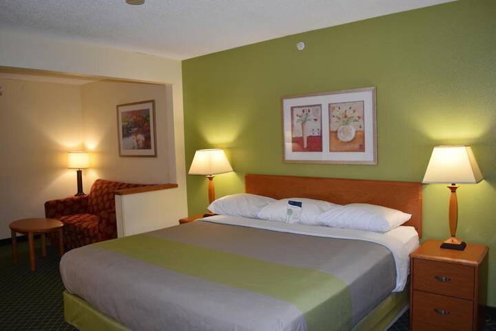 Room 21 of 53