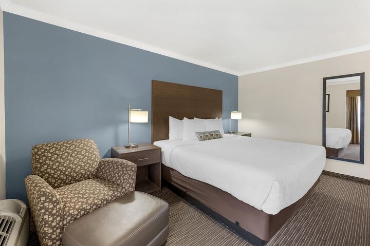 Best Western Airport Albuquerque InnSuites Hotel & Suites