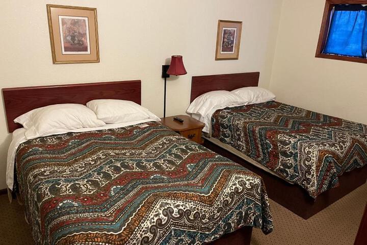 Highland Court Motel