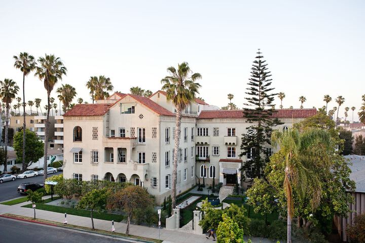 Hotel 2 of 62