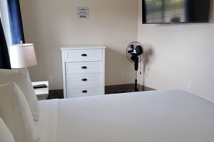 Room 125 of 179