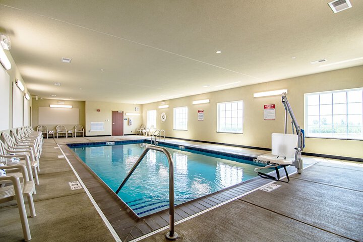 Pool 4 of 41